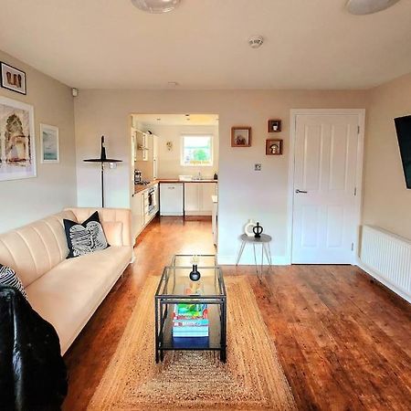 Modern 5 Bedroom Townhouse With Free Parking Glasgow Zewnętrze zdjęcie